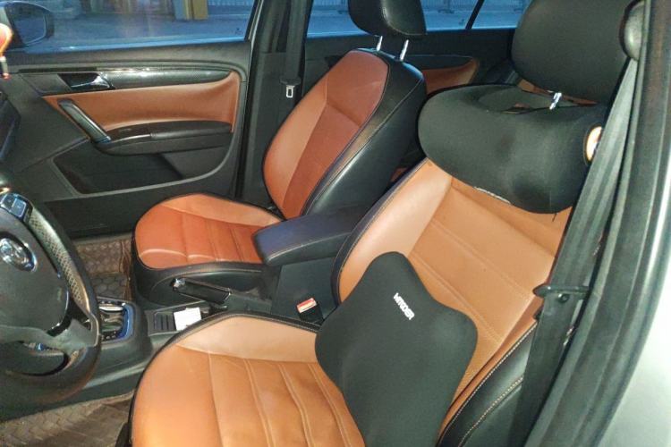 Used Volkswagen Lavida 2014 1.4TSI DSG Sport Edition Left Front Seat