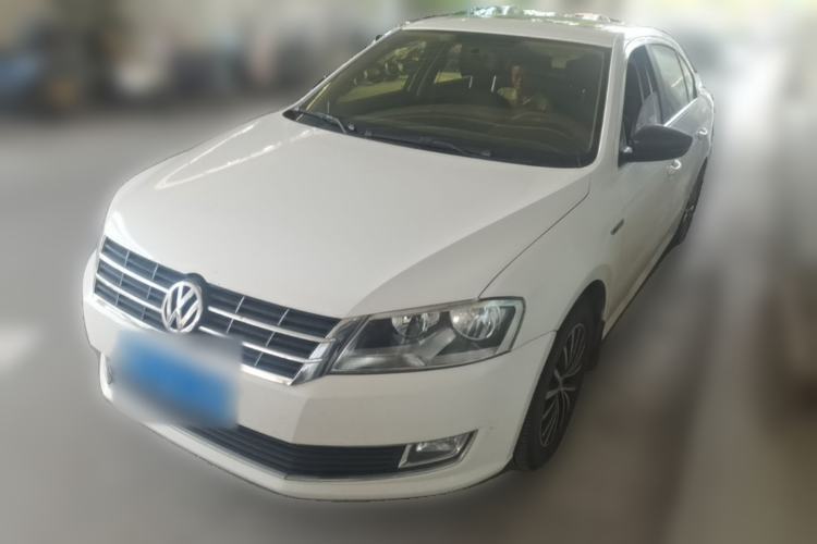 Used Volkswagen Lavida 2014 1.4TSI DSG 30th Anniversary Edition Guazi used car, China used car export, Used car for sale, Used cars, Cheapest cars for sale