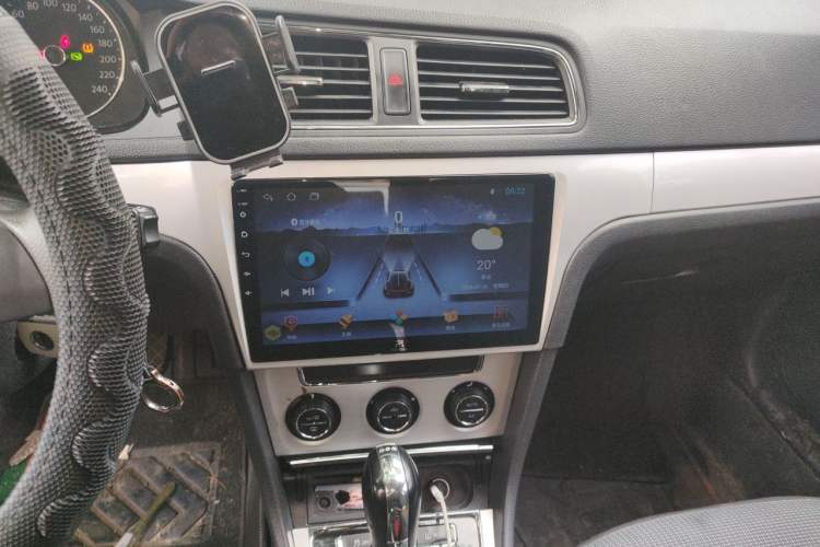 Used Volkswagen Lavida 2014 1.4 TSI DSG BlueMotion Technology Version Audio And AC Panel