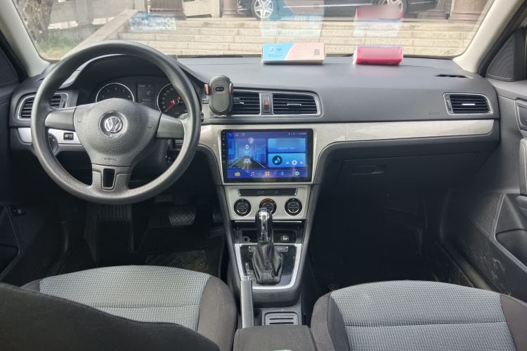 Used Volkswagen Lavida 2014 1.4 TSI DSG BlueMotion Technology Version Center Console