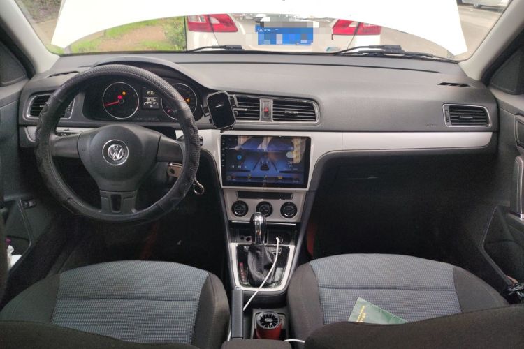 Used Volkswagen Lavida 2014 1.4 TSI DSG BlueMotion Technology Version Center Console