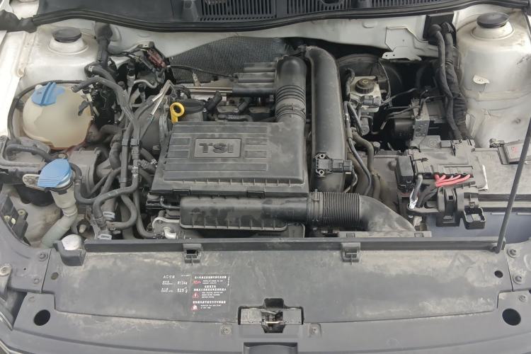 Used Volkswagen Lavida 2014 1.4 TSI DSG BlueMotion Technology Version Engine Bay