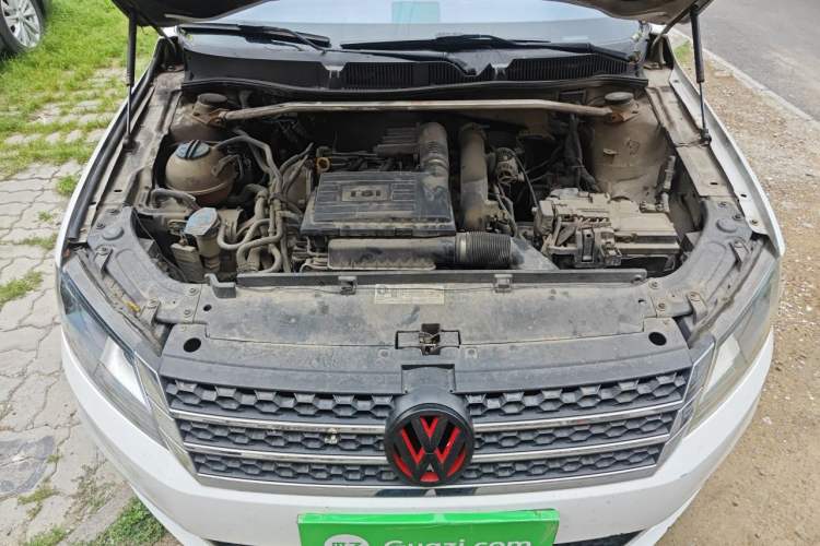 Used Volkswagen Lavida 2014 1.4TSI DSG 30th Anniversary Edition Engine Bay
