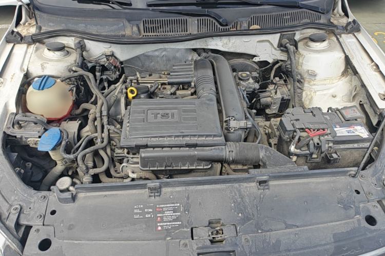Used Volkswagen Lavida 2014 1.4 TSI DSG BlueMotion Technology Version Engine Bay