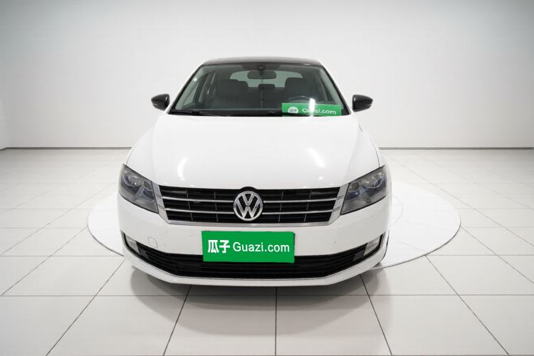 Used Volkswagen Lavida 2014 1.4TSI DSG 30th Anniversary Edition Exterior 1