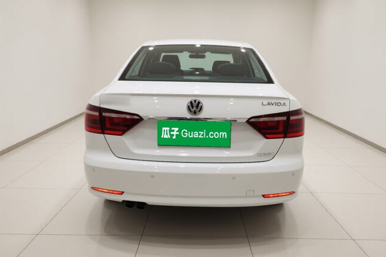 Used Volkswagen Lavida 2014 1.4 TSI DSG BlueMotion Technology Version Exterior 4