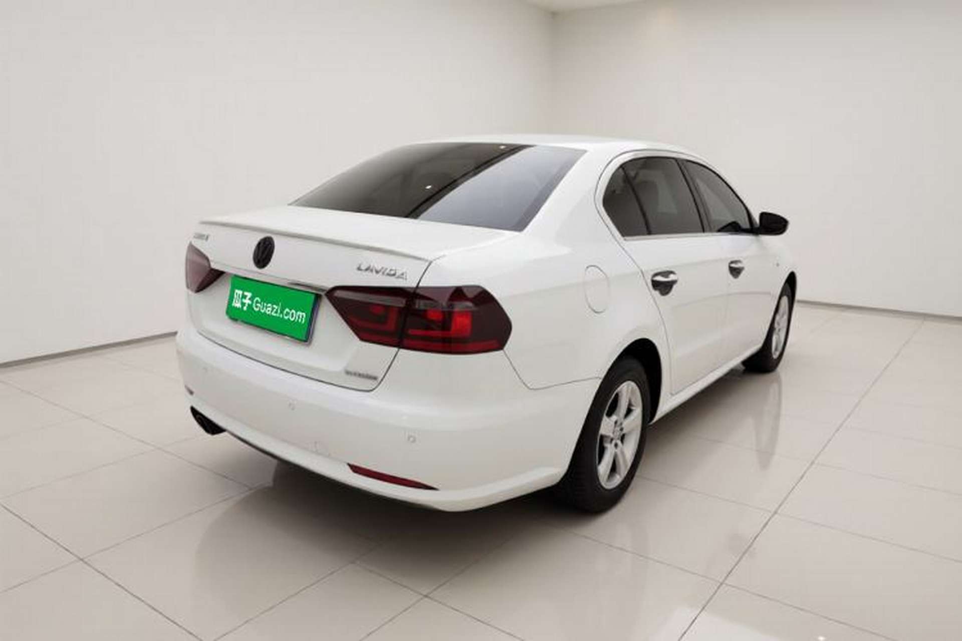 Used Volkswagen Lavida 2014 1.4 TSI DSG BlueMotion Technology Version Exterior 5