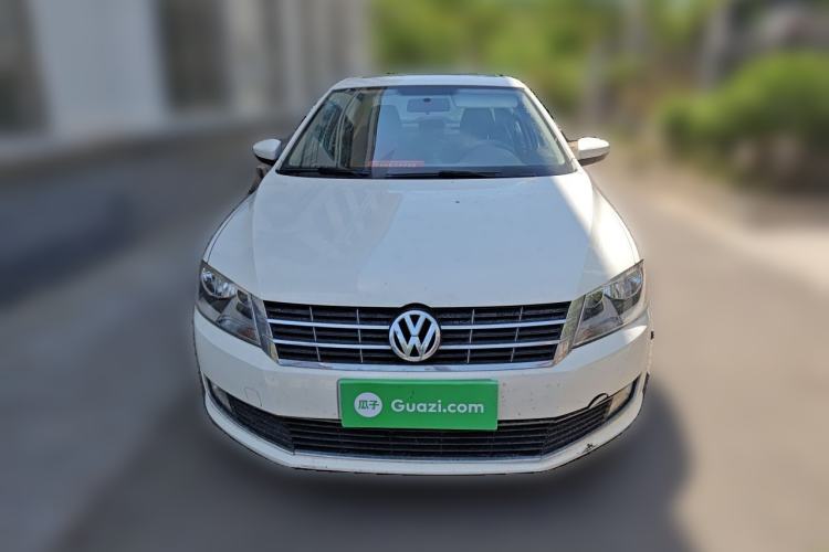 Used Volkswagen Lavida 2014 1.6L Automatic Sport Edition Front