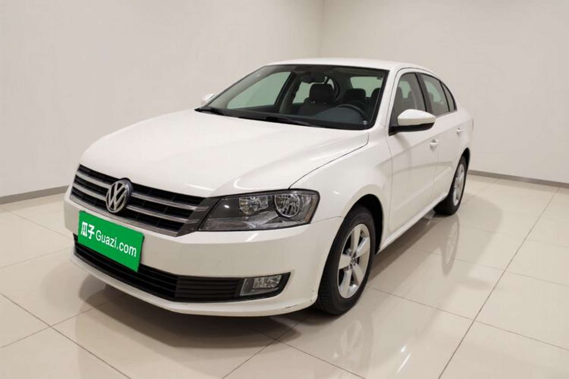Used Volkswagen Lavida 2014 1.4 TSI DSG BlueMotion Technology Version Front Left 45 Deg