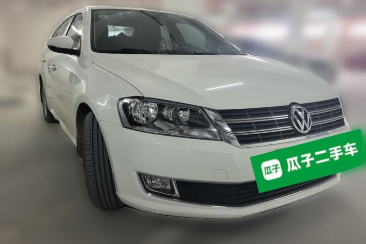 Used Volkswagen Lavida 2014 1.6L Automatic Sport Edition Front Right 45 Deg