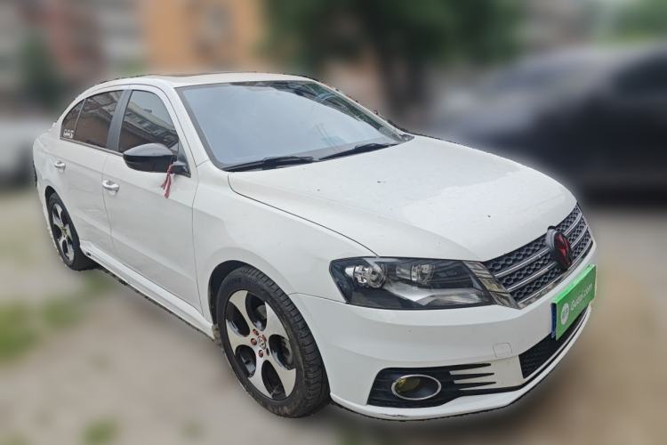 Used Volkswagen Lavida 2014 1.4TSI DSG 30th Anniversary Edition Front Right 45 Deg