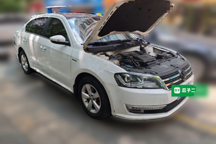 Used Volkswagen Lavida 2014 1.4 TSI DSG BlueMotion Technology Version Front Right 45 Deg