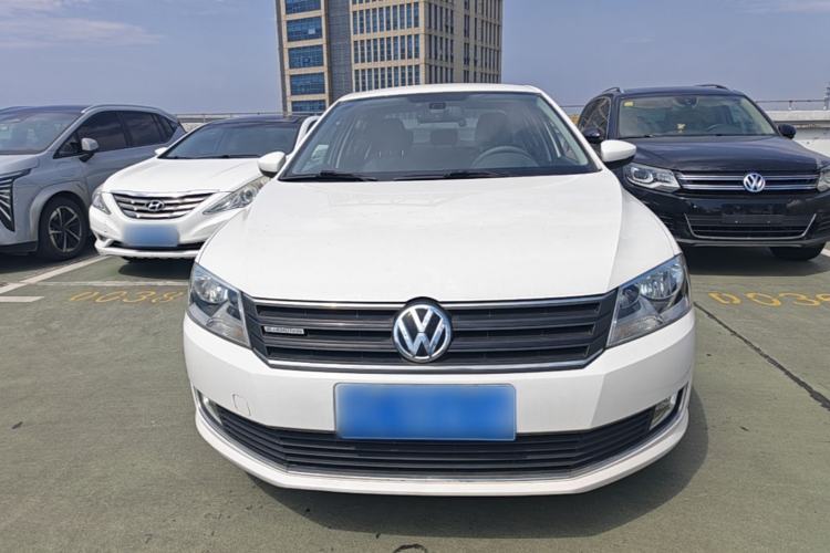 Used Volkswagen Lavida 2014 1.4 TSI DSG BlueMotion Technology Version Front