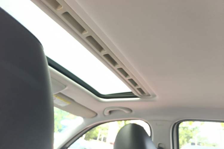 Used Volkswagen Lavida 2014 1.4 TSI DSG BlueMotion Technology Version Headliner