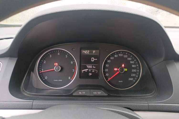 Used Volkswagen Lavida 2014 1.4 TSI DSG BlueMotion Technology Version Instrument Cluster