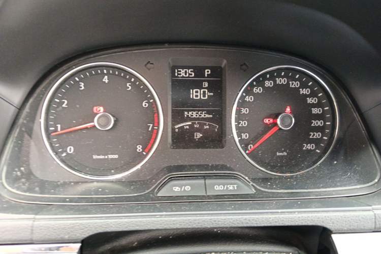 Used Volkswagen Lavida 2014 1.4TSI DSG Sport Edition Instrument Cluster