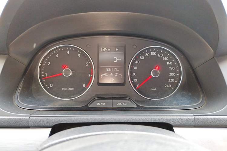 Used Volkswagen Lavida 2014 1.4 TSI DSG BlueMotion Technology Version Instrument Cluster