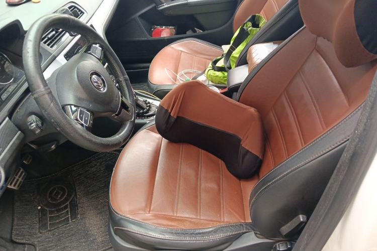 Used Volkswagen Lavida 2014 1.4TSI DSG Sport Edition Left Front Seat