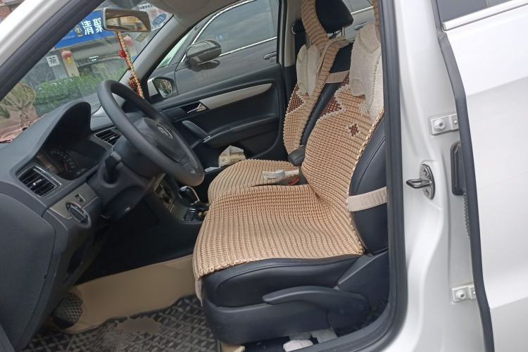 Used Volkswagen Lavida 2014 1.6L Automatic Sport Edition Left Front Seat