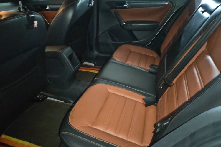 Used Volkswagen Lavida 2014 1.4TSI DSG Sport Edition Left Rear Seat
