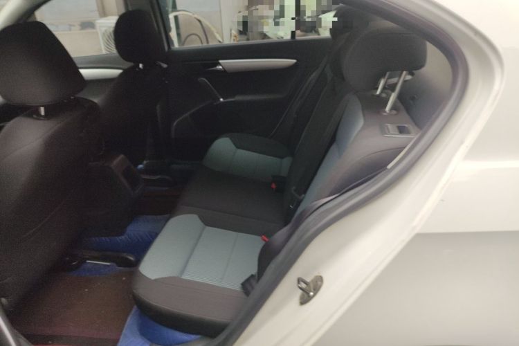 Used Volkswagen Lavida 2014 1.4 TSI DSG BlueMotion Technology Version Left Rear Seat