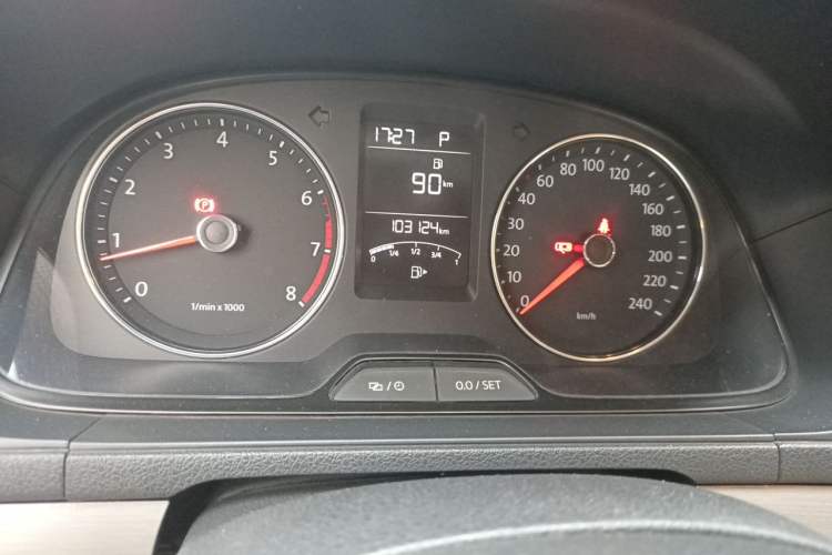 Used Volkswagen Lavida 2014 1.6L Automatic Sport Edition Odometer Close Up