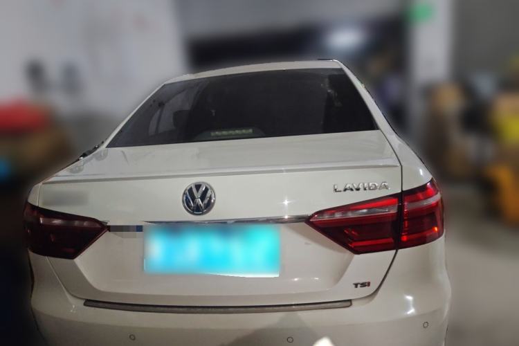 Used Volkswagen Lavida 2014 1.4TSI DSG Sport Edition Rear