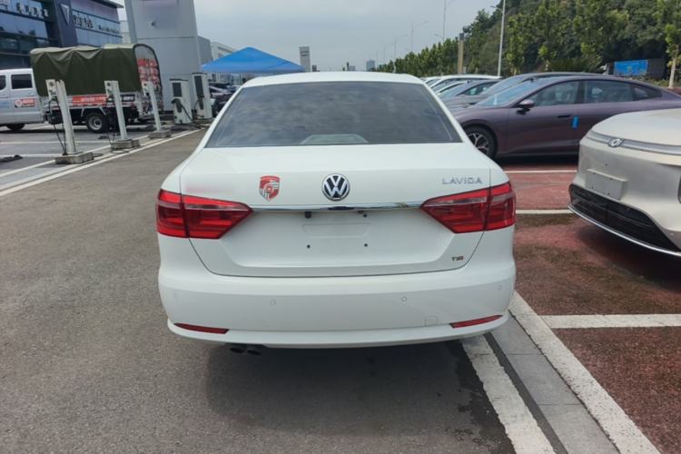 Used Volkswagen Lavida 2014 1.4 TSI DSG BlueMotion Technology Version Rear
