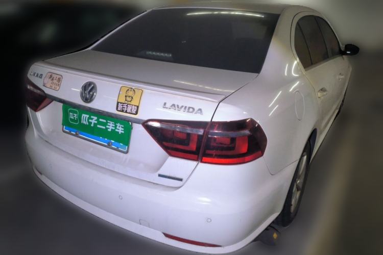Used Volkswagen Lavida 2014 1.4 TSI DSG BlueMotion Technology Version Rear Right 45 Deg