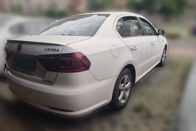 Used Volkswagen Lavida 2014 1.4 TSI DSG BlueMotion Technology Version Rear Right 45 Deg