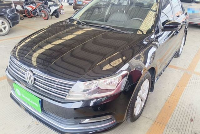 Used Volkswagen Lavida 2015 1.6L Automatic Comfort Edition