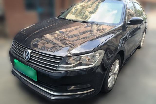 Used Volkswagen Lavida 2015 1.6L Manual Comfort Edition