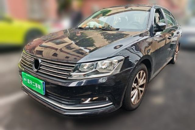Used Volkswagen Lavida 2015 1.6L Manual Comfort Edition
