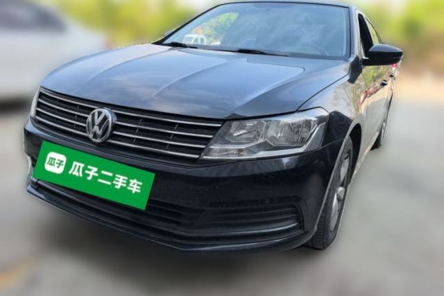 Used Volkswagen Lavida 2015 1.6L Manual Fashion Edition