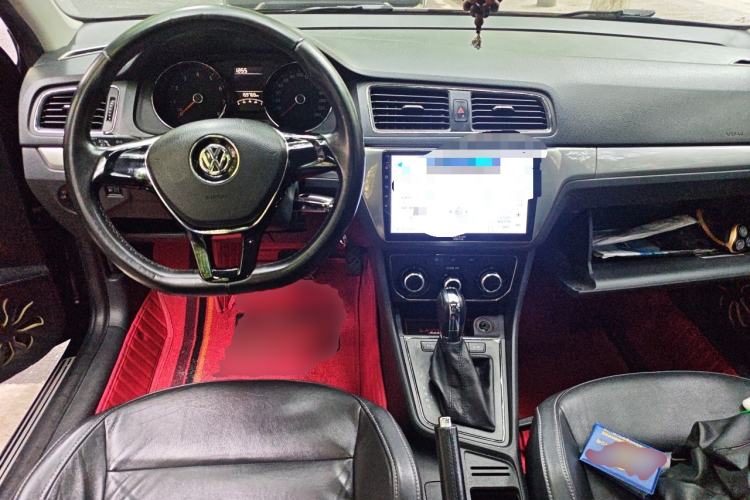 Used Volkswagen Lavida 2015 230TSI DSG Comfort Edition Center Console