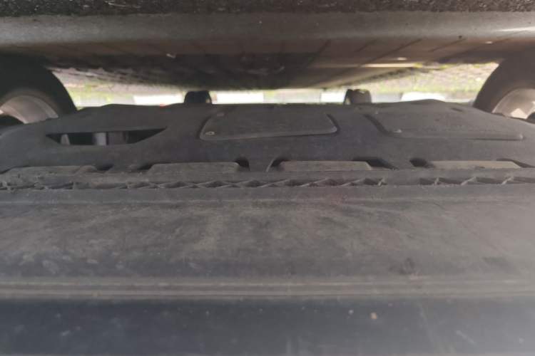 Used Volkswagen Lavida 2015 1.6L Manual Comfort Edition Chassis Front