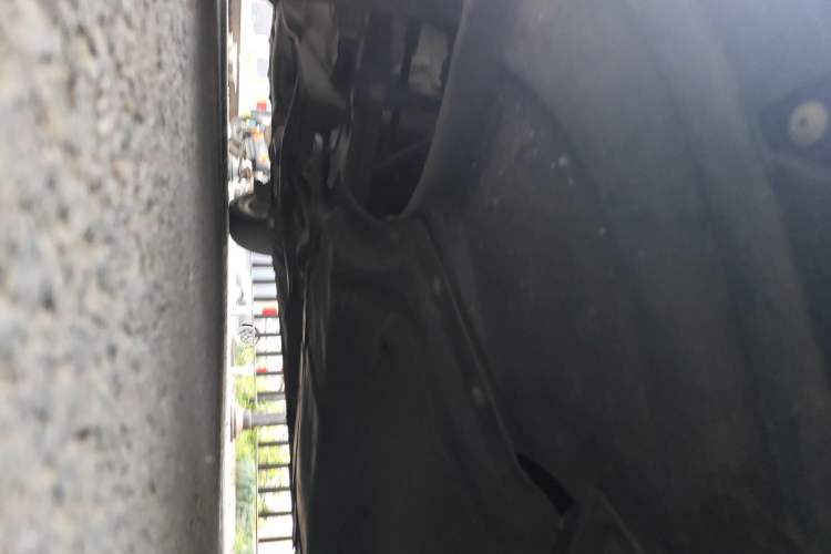 Used Volkswagen Lavida 2015 1.6L Manual Comfort Edition Chassis Front Right