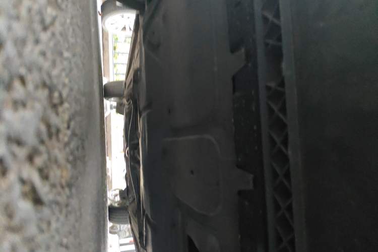 Used Volkswagen Lavida 2015 1.6L Manual Comfort Edition Chassis Front