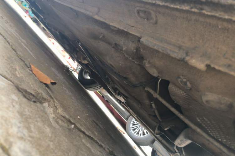 Used Volkswagen Lavida 2015 1.6L Manual Fashion Edition Chassis Rear Left