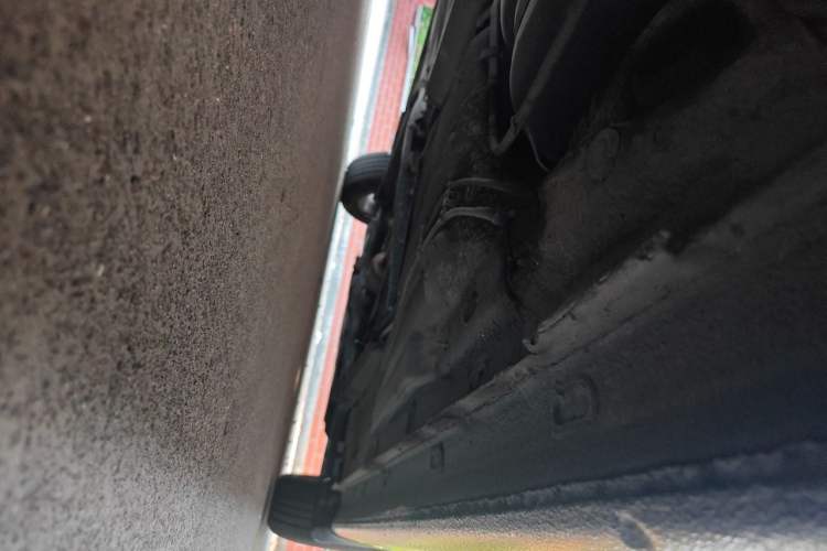 Used Volkswagen Lavida 2015 1.6L Manual Fashion Edition Chassis Rear Right