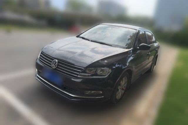 Used Volkswagen Lavida 2015 1.6L Manual Comfort Edition
