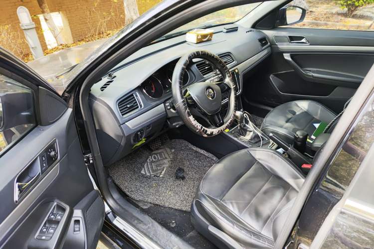 Used Volkswagen Lavida 2015 230TSI DSG Comfort Edition Driver Seat