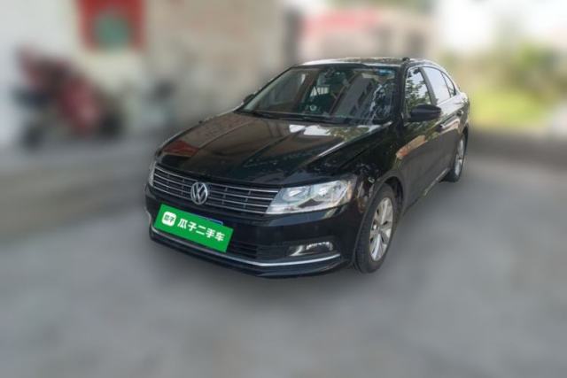 Used Volkswagen Lavida 2015 1.6L Manual Comfort Edition