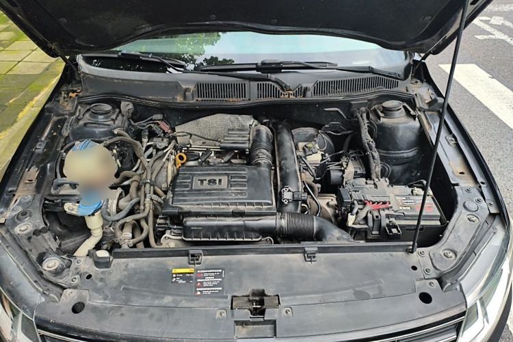 Used Volkswagen Lavida 2015 230TSI DSG Comfort Edition Engine Bay