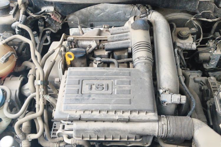 Used Volkswagen Lavida 2015 230TSI DSG Comfort Edition Engine Bay