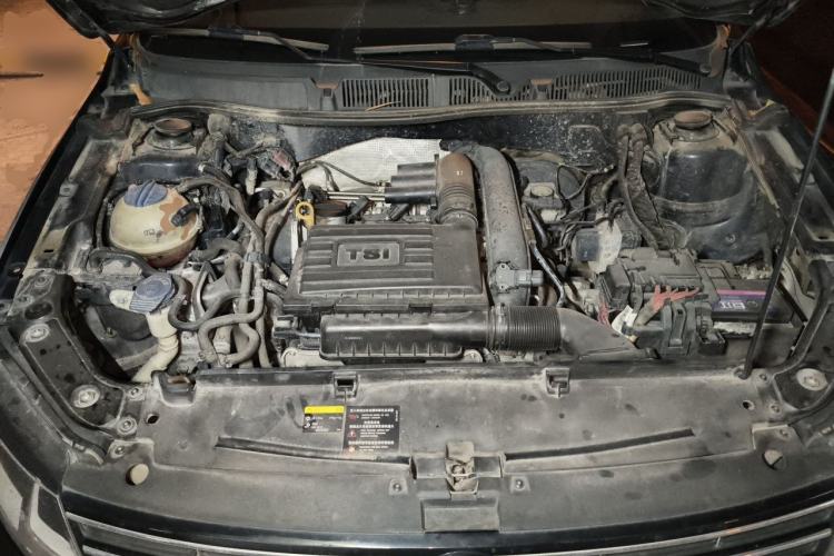 Used Volkswagen Lavida 2015 230TSI DSG Comfort Edition Engine Bay