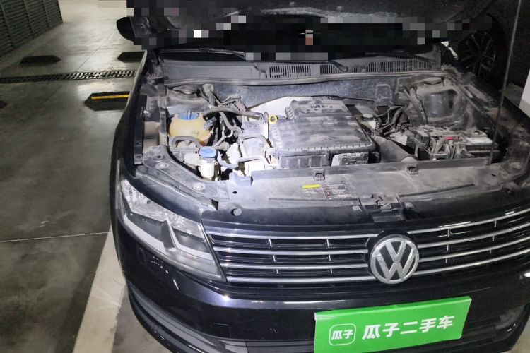 Used Volkswagen Lavida 2015 1.6L Automatic Fashion Edition Engine Bay Right