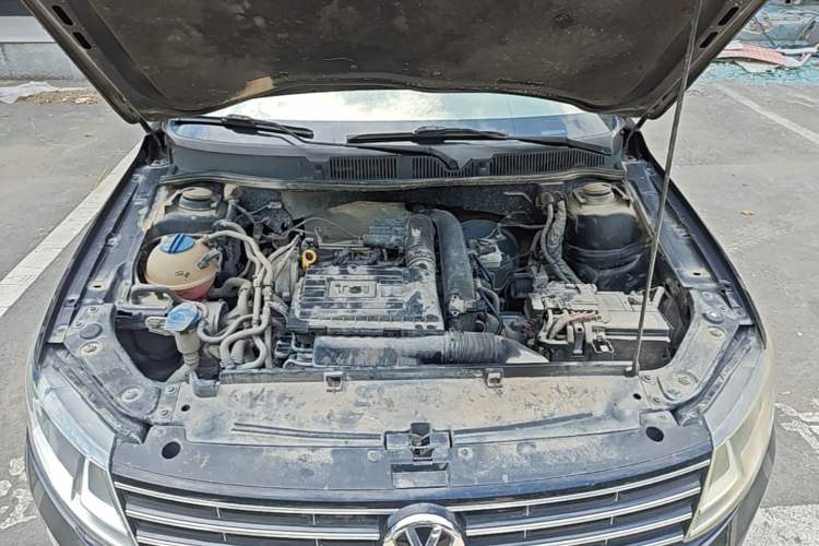 Used Volkswagen Lavida 2015 230TSI DSG Comfort Edition Engine Bay
