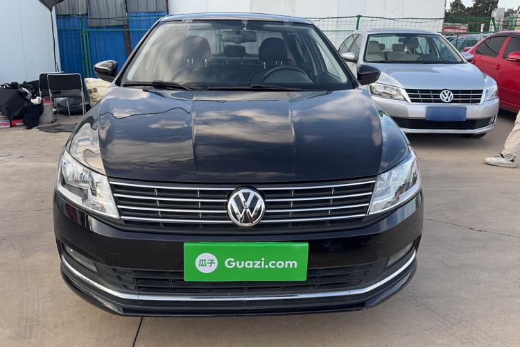 Used Volkswagen Lavida 2015 1.6L Automatic Comfort Edition Exterior 1