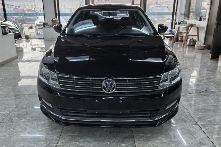 Used Volkswagen Lavida 2015 1.6L Automatic Comfort Edition Exterior 1